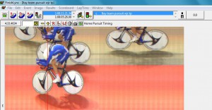 fotofinish del record mondiale di ciclismo al velodromo